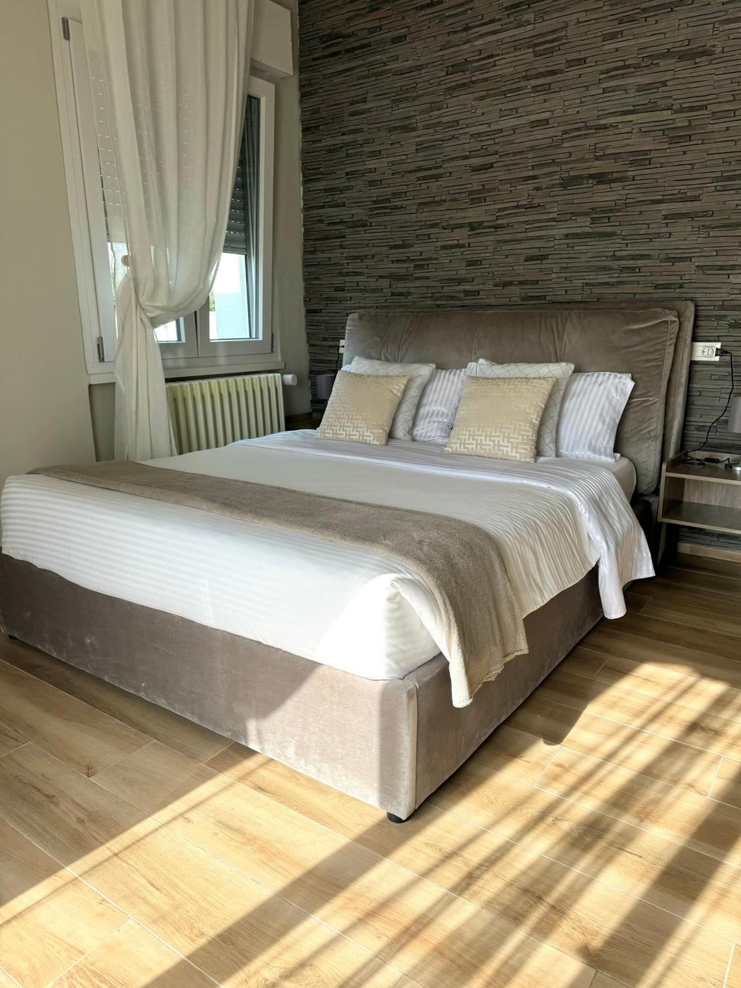 Serenity B&B Brescia Ngoại thất bức ảnh